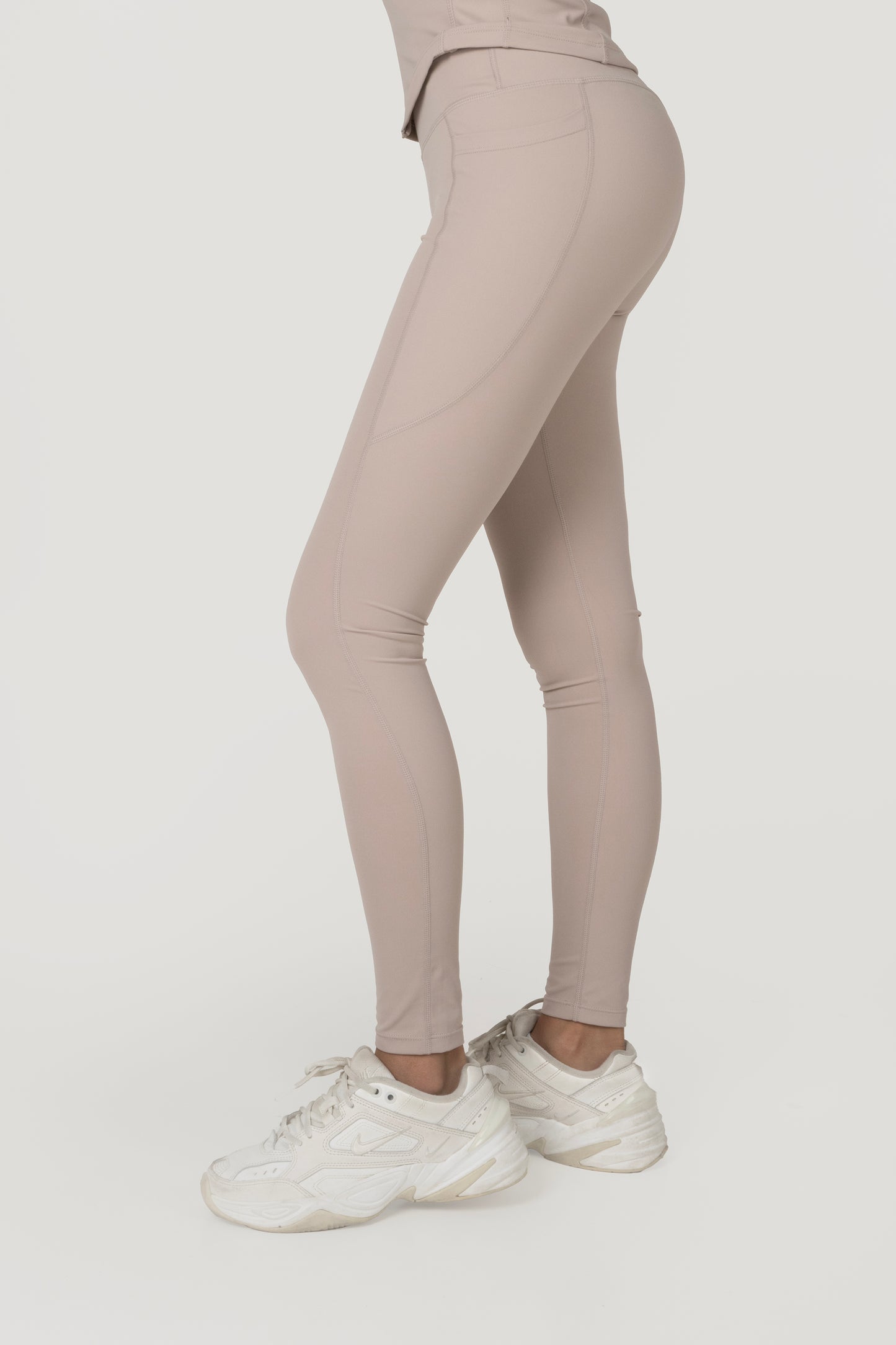 The Contour Legging